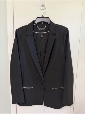 White House Black Market Black Single-Button Blazer with Zip Pockets